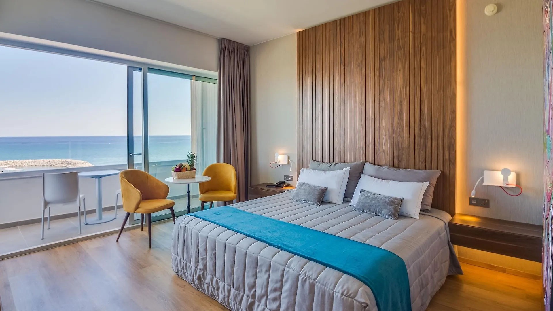 Sun Hall Hotel Larnaca