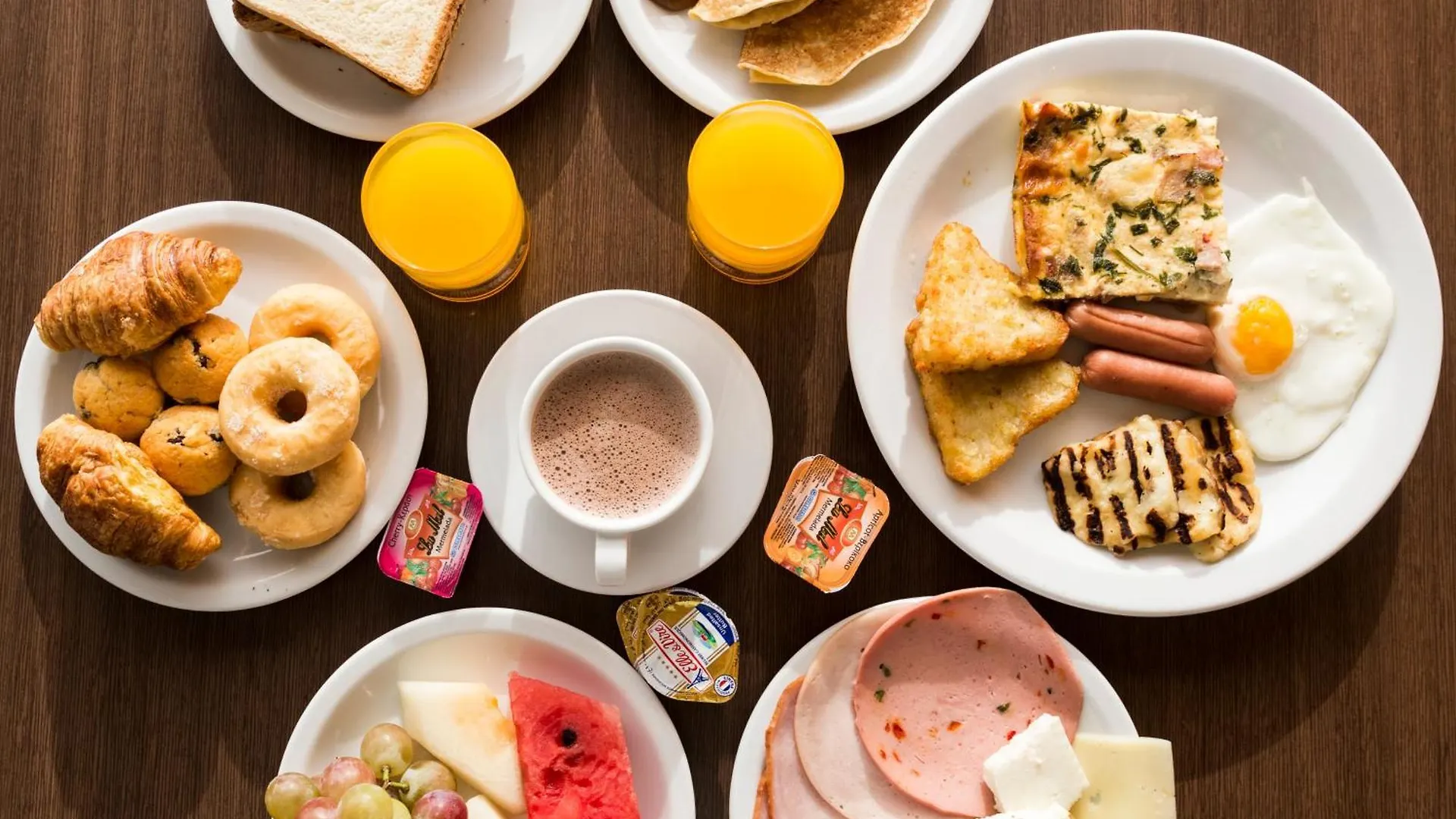 Sun Hall Hotel Larnaca