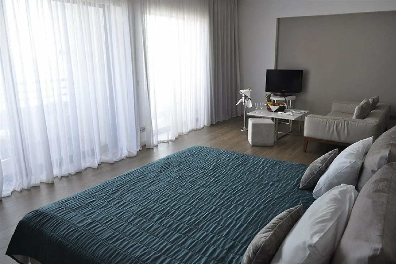 Sun Hall Hotel Larnaca