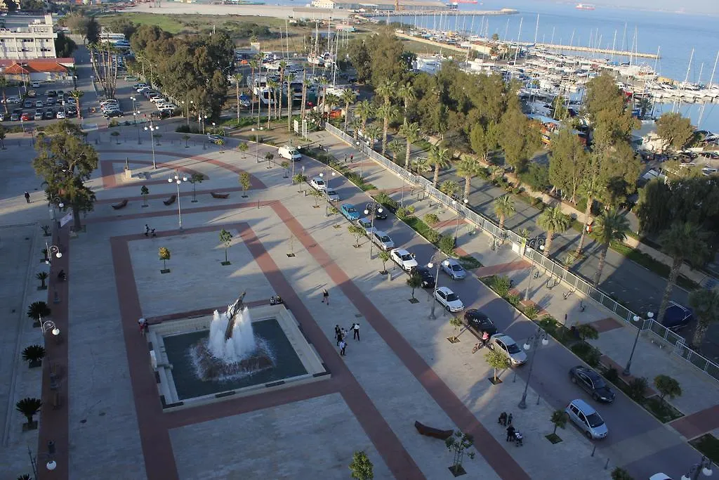 Sun Hall Hotel Larnaca